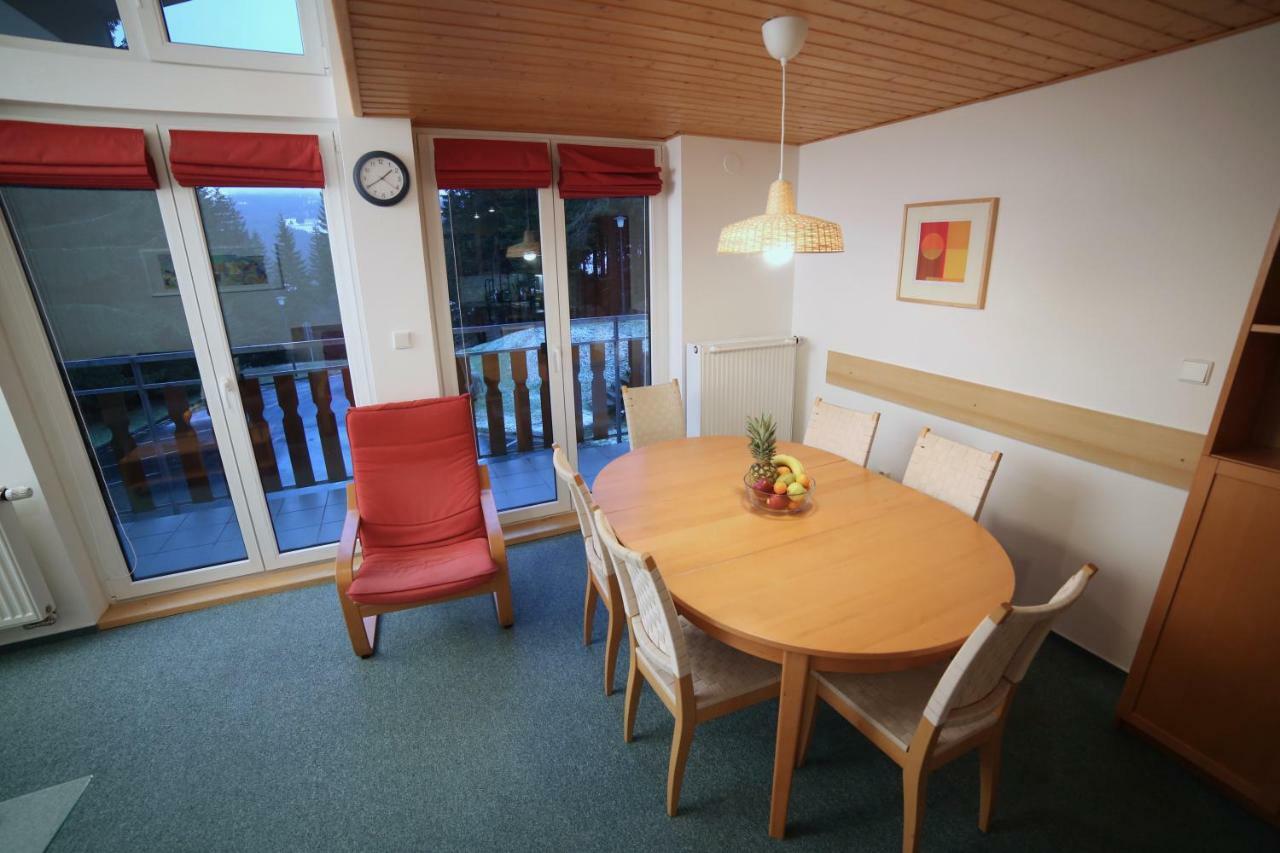 פץ פוד סניישקו Wellness Apartman Pec מראה חיצוני תמונה